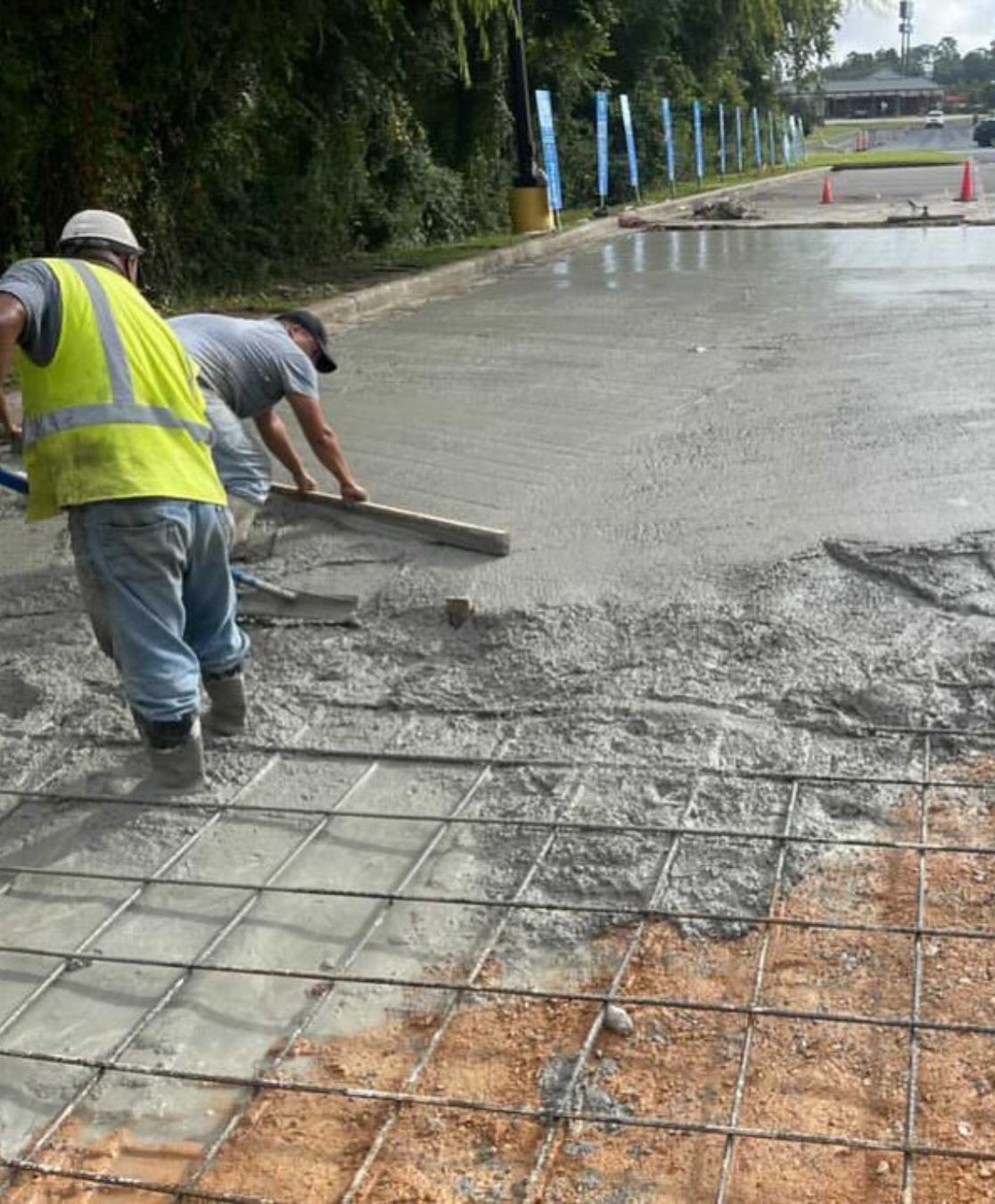 commercial concrete installation services