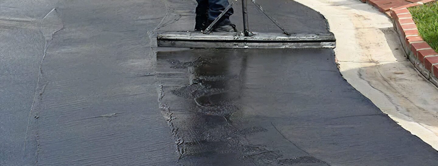 Asphalt Sealcoating in San Antonio